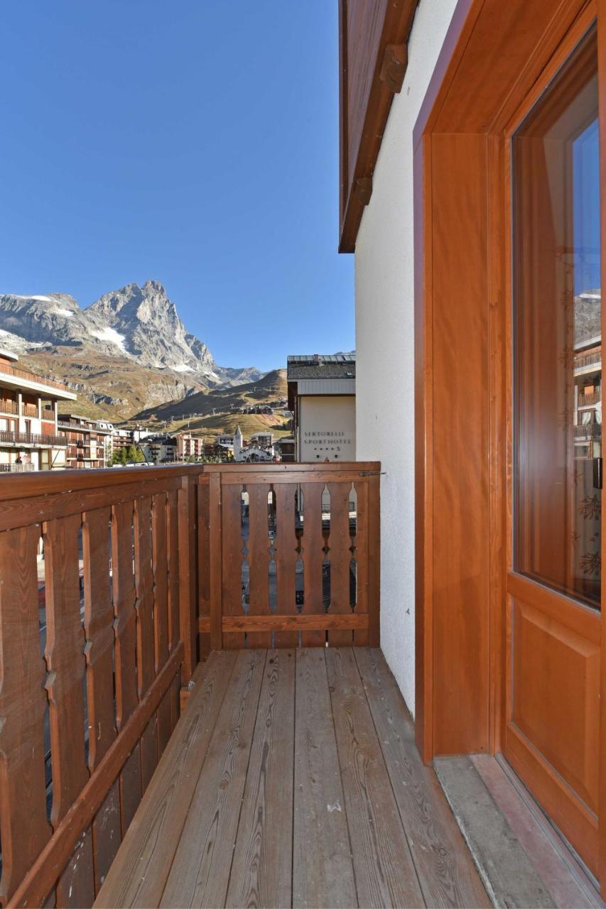 Residence Castelli เบรยล์-แชร์วิเนีย ภายนอก รูปภาพ