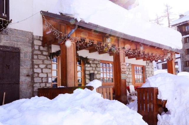 Residence Castelli เบรยล์-แชร์วิเนีย ภายนอก รูปภาพ